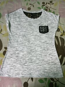 Max Women Wear T-shirt
