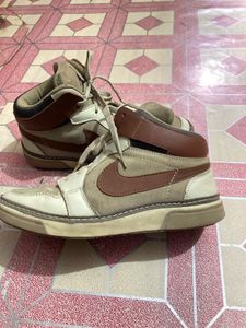 Jordan Sneakers