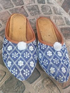 jutti , traditional wear ,