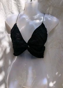 279. Black Crisscross Crop Top