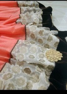 Elegant Peach &amp; Floral Saree