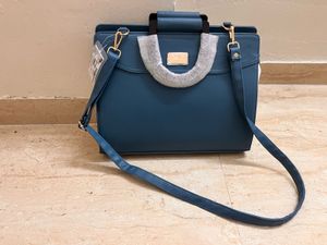 Hand Bag In Teal Color