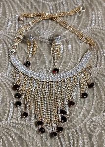 New Elegant Necklace Set