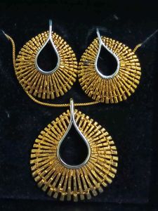 Sunset Glam- Necklace+Earring Set