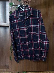 Women Red &amp; Navy Plaid Flannel Shirt
