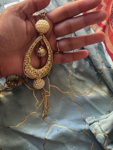 BEAUTIFUL ACCESSORIES