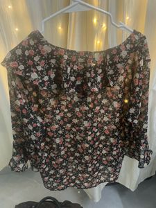Ruffle Top