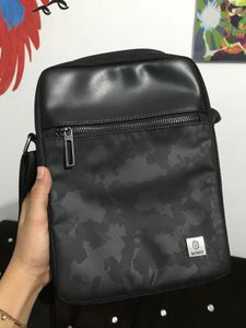 Unisex Black Crossbody Bag
