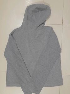 GREY CROP HOODIE🥰