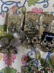 12 Earrings Pcs