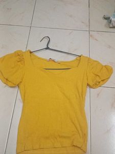 Raffled Sleeves Tshirt