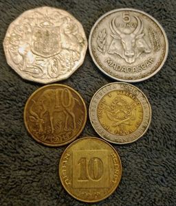Foreign Coins Set For Students (5 Pcs)