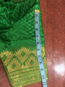 Peach/Pink &amp; Green Saree With Stitched Blouse