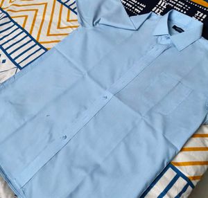 Omar Sharif Men Solid Blue Formal Shirt