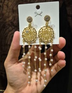 Round Pearls Tassel Earrings