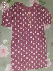 Women Maroon Kurti....