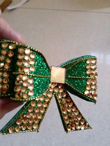 Shining Beautiful Hair Bow