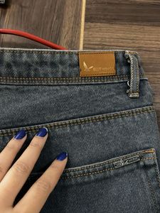 Grey Mom Fit Jeans 👖