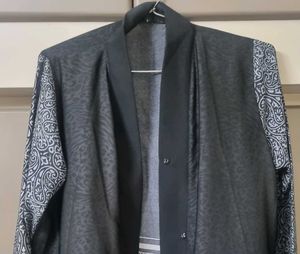 Elegant black Abaya
