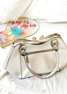 Classy Hand Bag