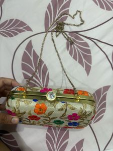 Floral Embroidered Clutch