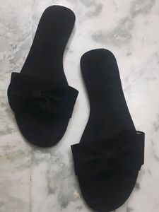 Flat Slippers
