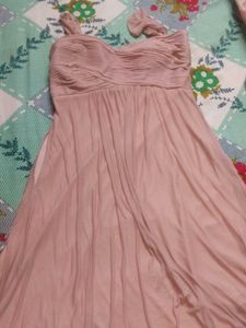 this is an gown you Can wear it in a party...