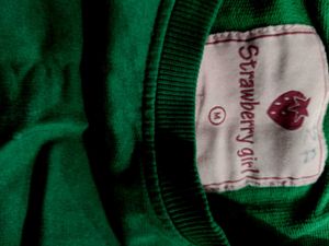 Strawberry Girl Green Sweatshirt - M Size