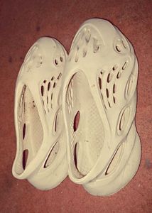 Off-White Foam Runners