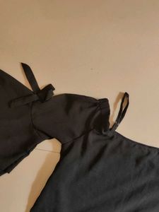 Black Adjustable Off Shoulder Top