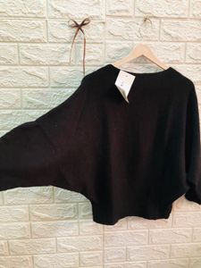 Batwing Sleeve top👜🕶️