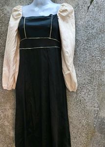1.6.3 CUTE BLACK LONG DRESS