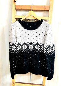 Stylish Black &amp; White Patterned Sweater si,e-38