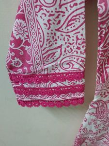 Pink Paisley Print Kurti
