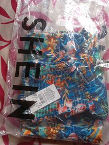 beautiful and colourful Tropical Print Jumpsuit 🛍