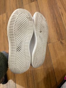 USPA LADIES WHITE SNEAKERS