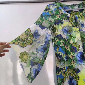 Floral Print Long Sleeve Top