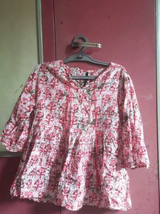 Floral Print Top - Casual & Comfy