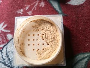 Combo- Nykaa Concealer Palate/ Maybelline Loose Po
