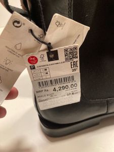 Zara Black Leather Chelsea Boots 🥾👢ORIGINAL 43si