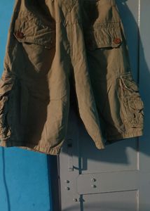 Beige Cargo Multi-pocket Three-fourth Pants