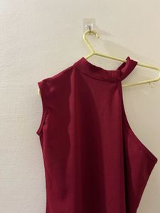 Elegant Maroon Midi Dress