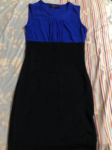 Straight Fit Blue Knee Length Dress