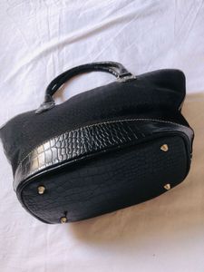 Nine West Chic Black Handbag