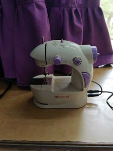 portable sewing machine