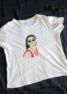 Minimalist Girl Graphic Tee – White