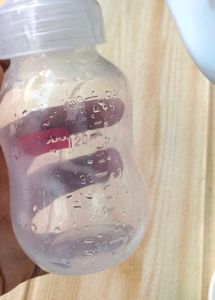 Babyhug Manual Breast PumpA mommy must-have!