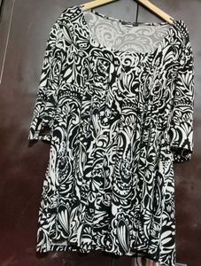 Black & White Printed Top For 46 Bust