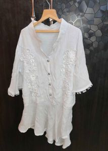 Women White Top And Shirt