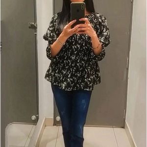 Floral Pleated Off-Shoulder Stylish Top